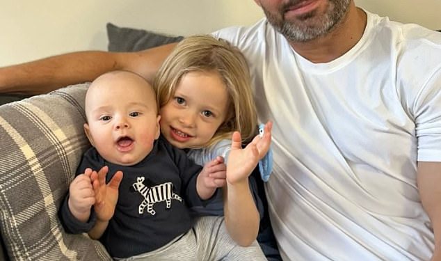 Ljubavni otok zvijezda Jamie Jewitt priznaje da nije volio svoju djecu kad su se rodili dok se otvara u borbi za vezanje kao oca u hrabro iskrenom priznanju