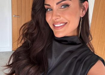 Mafs UK Star ostavio je devastiran nakon što je ‘bačena putem teksta’ slijedeći romansu vrtlog