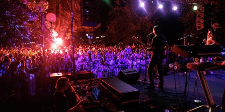 Magazin raspjevao Kukljicu, sajam otočnih proizvoda privukao mnoštvo posjetitelja