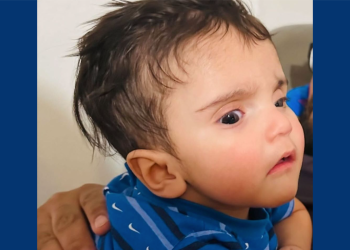 Majka kaže da je njezino 7-mjesečno dijete oteto ispred kalifornijskog centra