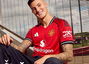 Man United Potvrdite potpisivanje Benjamina Seskoa iz RB Leipzig: Crveni vragovi pobijedili su Newcastle u ljetnoj utrci za transfer u nade Aleksandra Isaka da će se pridružiti Liverpoolu