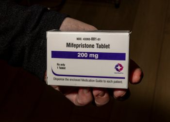 Marine je tužila nakon što je žena iz Teksasa tvrdila da joj je pio piće s drogom pobačaja, ubivši nerođeno dijete