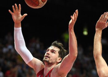 Mario Hezonja se pobrinuo da debi novog izbornika na klupi Hrvatske bude baš lijep