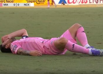 Messi je ozlijeđen protiv NECAXA i napušta polje nakon 11 ‘