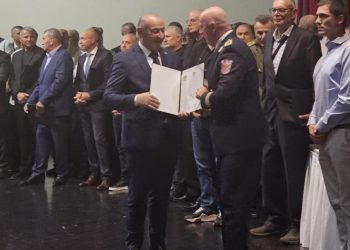 Ministar branitelja Tomo Medved uručio zahvalnicu PU Dubrovačko-neretvanskoj te Udruzi specijalne jedinice policije Grof i Policijskoj udruzi branitelja PU Dubrovnik 91.