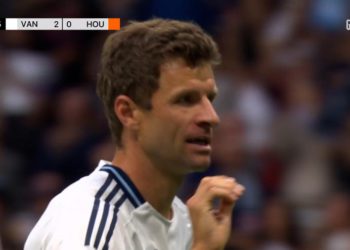 Muller, gorki debi: golovi nakon 2 minute, ali je otkazan