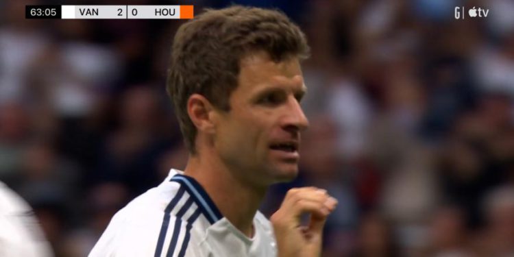 Muller, gorki debi: golovi nakon 2 minute, ali je otkazan