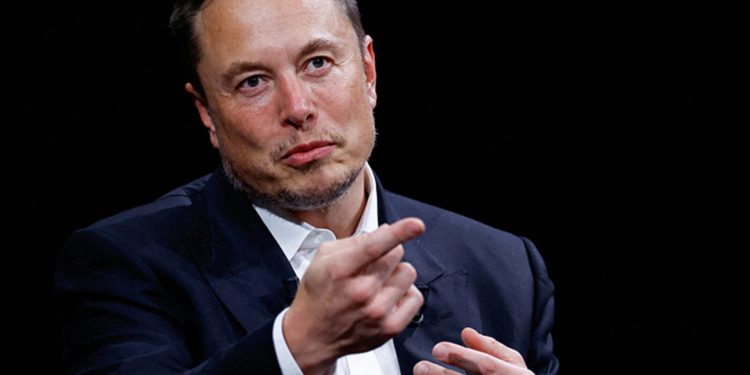 Musk tvrdi da Apple namjerno blokira konkurenciju u trgovini aplikacijama i najavljuje tužbu