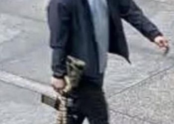 NFL timovi rekli su da koristi oružanu sigurnost u timskim objektima nakon smrtonosnog pucanja u ligaškom sjedištu u New Yorku