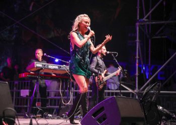 Nastavlja se program kulturno-glazbenih manifestacija „Ulicama našeg Grada“ i „Ljetne priredbe u turističkim mjestima, a stiže Maja Šuput