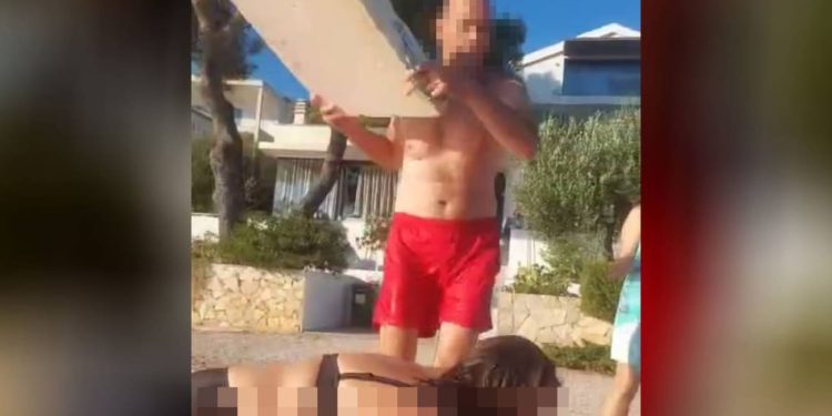 Nevjerojatne scene s plaže dalmatinskog otoka, poznati direktor prijetio ženama da će im baciti mobitel u more. “Tjerao nas je s plaže, i govorio da je to njegovo”