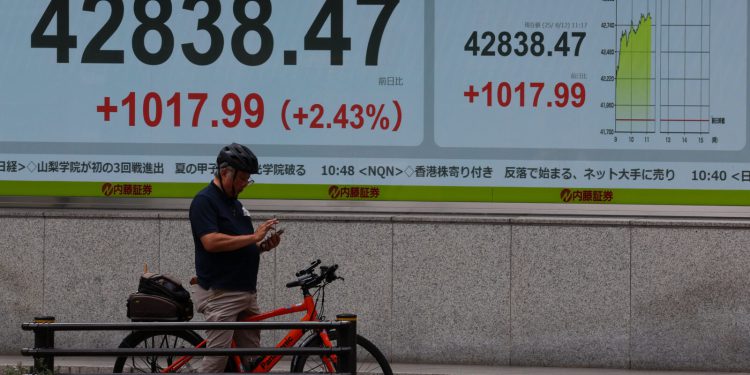 Nikkei dosegnuo rekord, trgovinsko primirje s Kinom podupire tržište