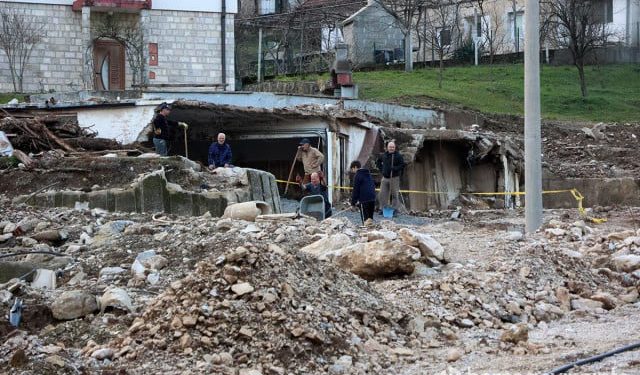 Obitelji stradalih u Donjoj Jablanici: ‘Čekamo i pravdu i krov nad glavom’