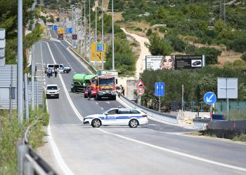 Objavljeni detalji tragične nesreće u kojoj je poginuo muškarac: uhićen vozač teretnog vozila