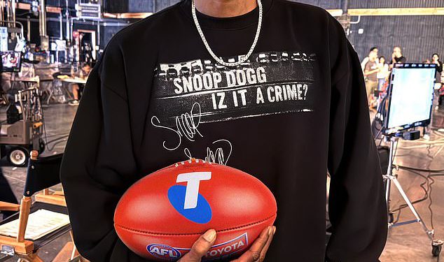 Od stavova protiv vaxa do groznih rantova i nasilnih djela: zašto je tim A-listerima zabranjeno da zakorače u Australiju-jer je Snoop Dogg dopušten za AFL Grand Final Gig