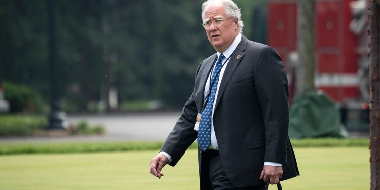 Odbor za nadzor kuće čuje da je Biden Ally očekivao 4 milijuna dolara za 2024.