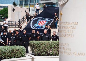Oglasio se HOS: “Imali smo amblem kakav je bio. Mogli smo probati napraviti neku psihozu među četnicima i ostalima”