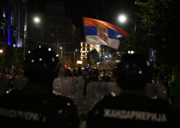 Opasno vrije u Srbiji, stižu im poruke: ‘Večeras ne izlazite iz svojih kuća, ostanite na sigurnom’