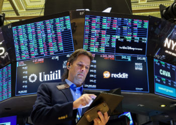 Oprez na burzama: ulagači prate Fed, trgovinske lance i situaciju u Ukrajini