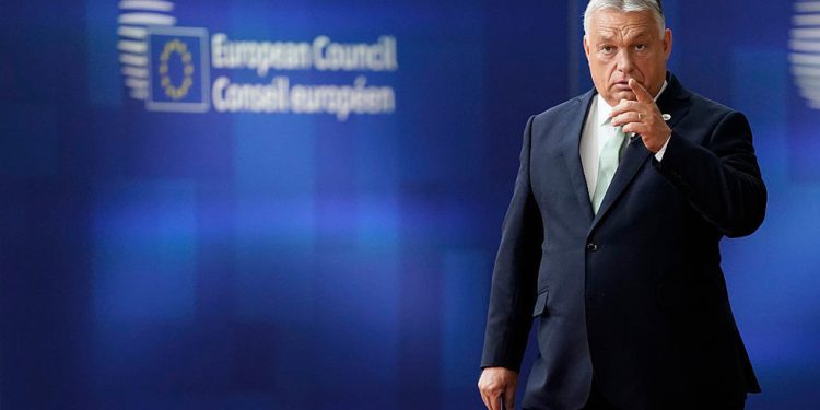 Orban ukazuje na glavnu prepreku u okončanju sukoba u Ukrajini – RT World News