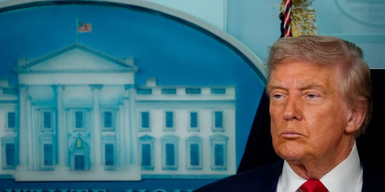 Osnovna inflacija skoči jer se potrošači suočavaju s višim cijenama dok Trumpove tarife počinju stupiti na snagu