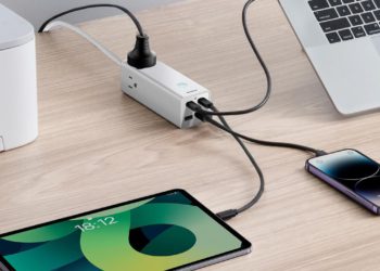 Ova stanica za punjenje baseusa dodaje tri USB priključka i tri izmjenična mjesta za samo 12 dolara