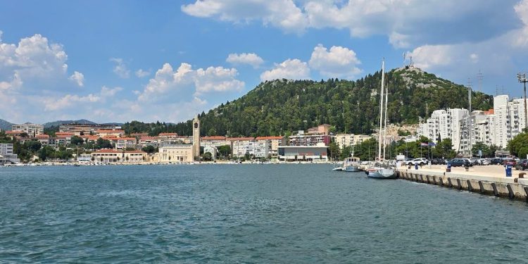 PLOČE Beba preminula u sumnjivim okolnostima, istražuju se članovi uže obitelji!