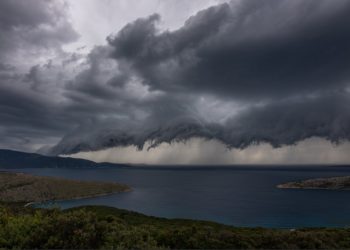 Paklena neman juri prema ovim dijelovima Lijepe naše: ‘Opasnost za život i imovinu’