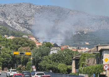 Planulo kod Solina, požar izazvao muškarac brusilicom