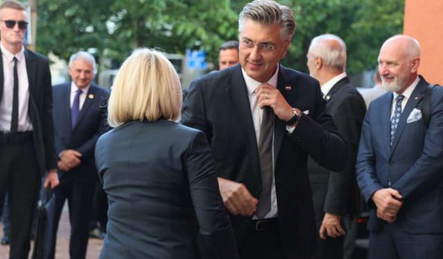 Plenković i Čović poslali poruku Dodiku iz Mostara