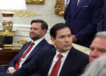 ‘Pogledajte koliko glatkije stvari idu’: Korisnici društvenih medija svi govore istu stvar o Vanceovoj tišini tijekom razgovora o Zelenskom