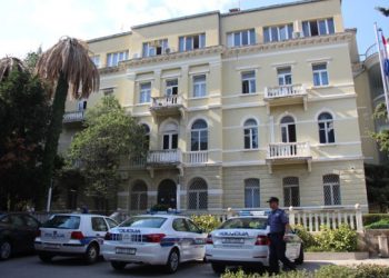 Policija objavila detalje: Obdukcija potvrdila kako je smrt djeteta nastupila nasilno, majka u pritvoru