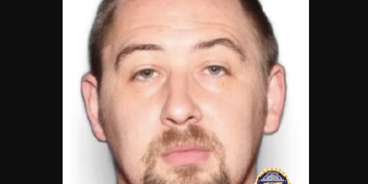 Policija otkriva osumnjičenog za misteriozno ubojstvo četiri osobe nakon što je dijete ostalo na Stranger’s Front Lawnu