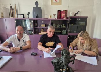 Potpisan novi ugovor za kupnju zemljišta na Kukuzovcu