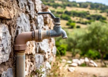 Potrošnja Pelješca i Korčule drastično prelazi maksimalni dotok vode, smanjite potrošnju!