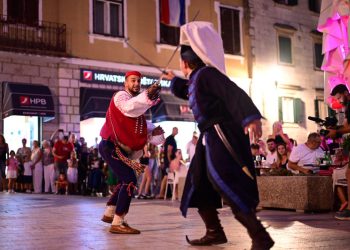 Povijesno scenski spektakl “Opsada Sinja 1715.” održan u Sinju