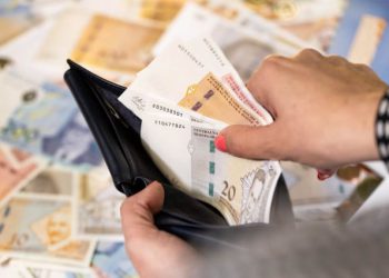 Prosječna plaća u Federaciji BiH veća za 16 posto u odnosu na prošlu godinu