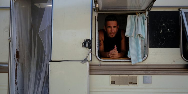 Radnici Ibiza bara žive u šatorima dok je otok pogodio prekomjerni i iznajmljivanje krize