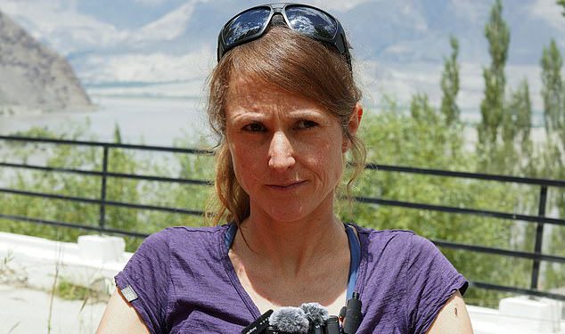 Razorni penjačka partnerica njemačkog olimpijca Laura Dahlmeier opisuje srčanu odluku da ostavi svoju prijateljicu u pakistanskim planinama nakon što ju je kobno pogodila ‘Ogromna stijena’