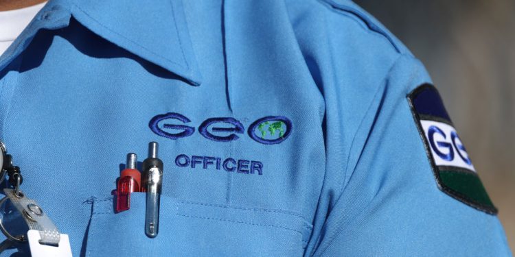 ‘Revolving vrata’ između leda i privatnih zatvorskih tvrtki jačaju Trumpove planove deportacije