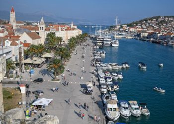 Ribarska fešta i koncert Fortis benda večeras u Mastrinci