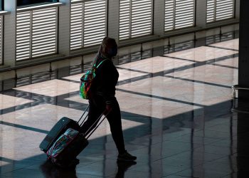 Roditelji napuštaju 10-godišnjeg sina na aerodromu Barcelona preko putovnice