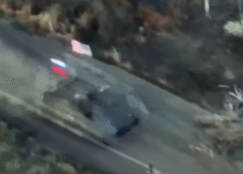 Rusi objavili video: Tenk s američkom zastavom juriša prema Ukrajincima