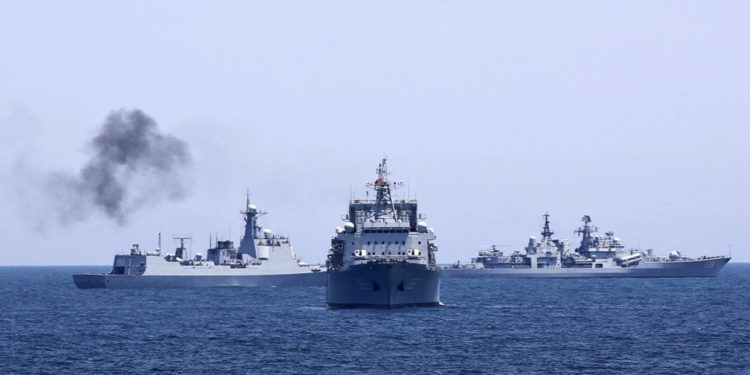 Rusija i Kina provode zajedničke vojne vježbe u Japanskom moru