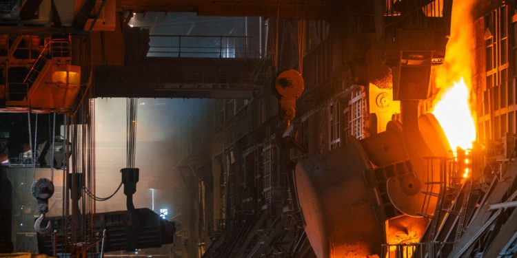 SAD povećava carine na čelik i aluminij: Autoindustrija u strahu