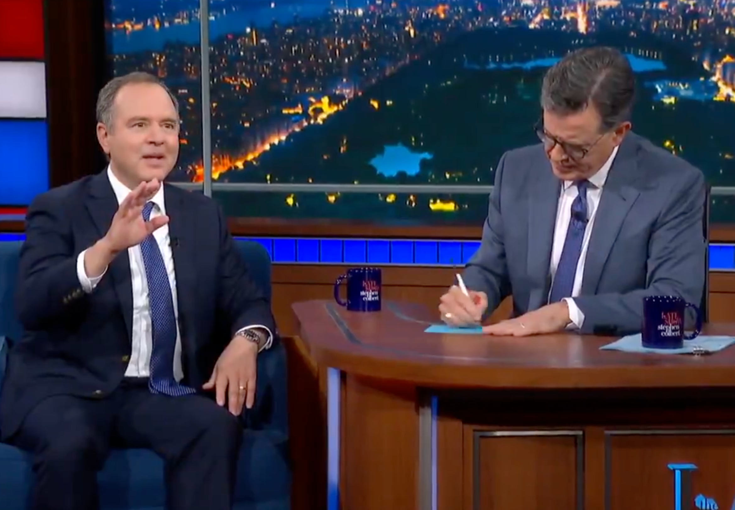 Kalifornijski demokratski senator Adam Schiff s kojim je intervjuirao Stephen Colbert na kasnoj emisiji u četvrtak 17. srpnja 2025