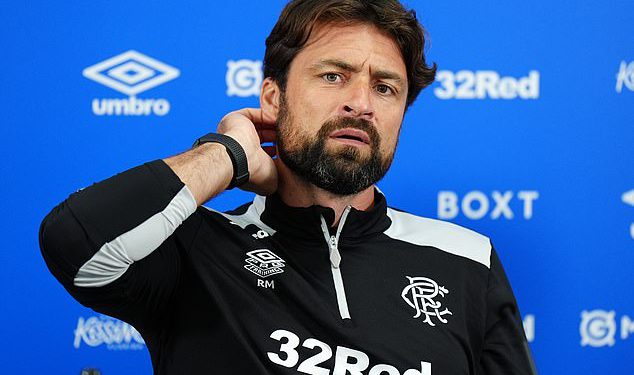 Šef Rangersa Russell Martin neće dopustiti da ga svlačionice ‘Mole’ zaustavi da u budućnosti imenuje svoje postave