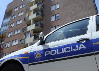 Šibenčani pitali: što se događa, lovi li nekoga policija? Glasnogovonica PU potvdila da je uhićen jedan muškarac