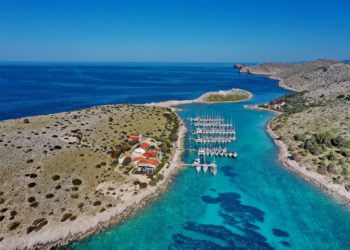 Situacija je bila na rubu ekscesa i uvećan iznos od onog na jelovniku platili smo mi!