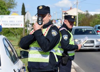 Slobodna Dalmacija – Ako ovo napravite, sigurno će vam oduzeti vozilo! ‘Opekao’ se vozač iz Zagore, morali ga vezati; sud ga ipak oslobodio